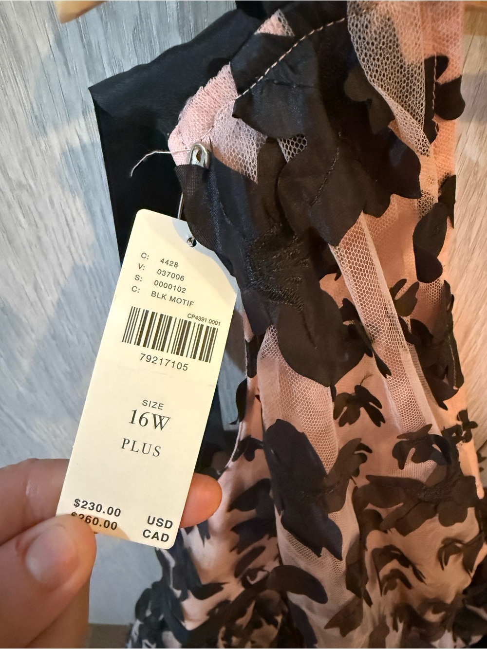 NWOT Anthropologie Black 3D floral applique a line cocktail dress 16 - Picture 5 of 6